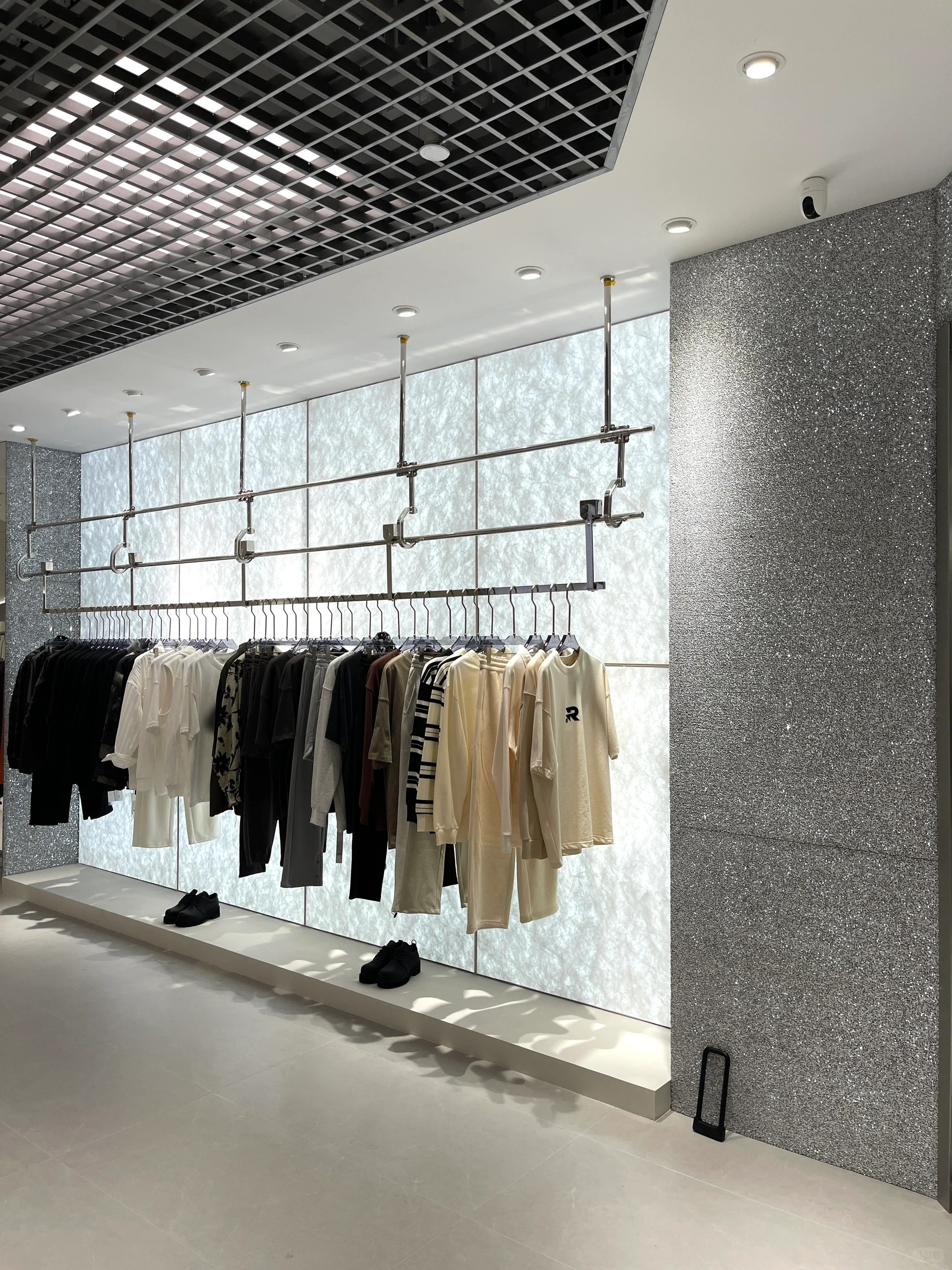 2023男装店｜新装修_2_老黑叔叔_来自小红书网页版_看图王.jpg